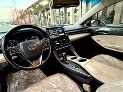 تويوتا أفالون